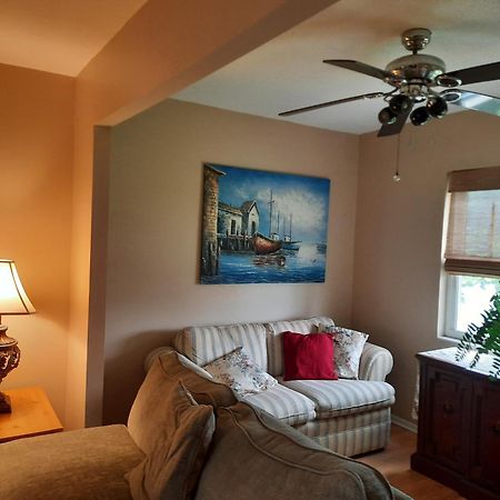 4080 Lake Bayshore Drive Μπράντεντον Εξωτερικό φωτογραφία